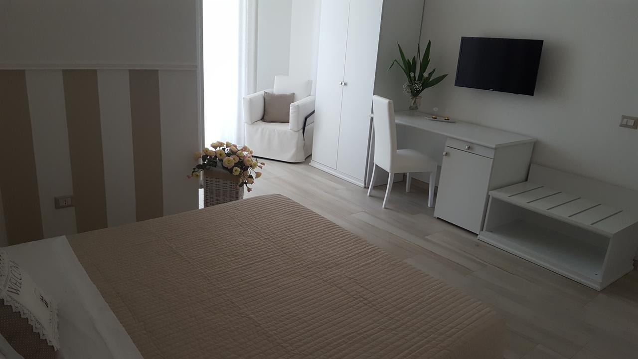 카사노 델레 무르제 Finestre Sul Borgo B&B 외부 사진
